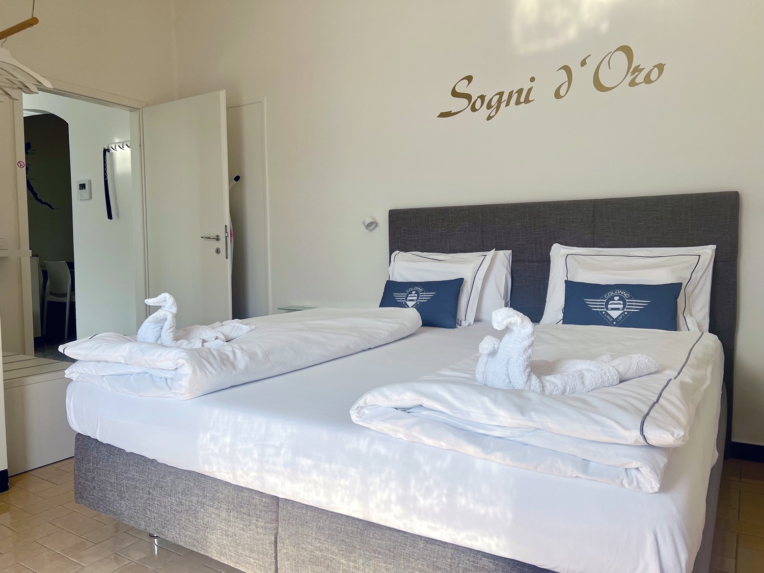 A cozy bedroom with comfortable furnishings