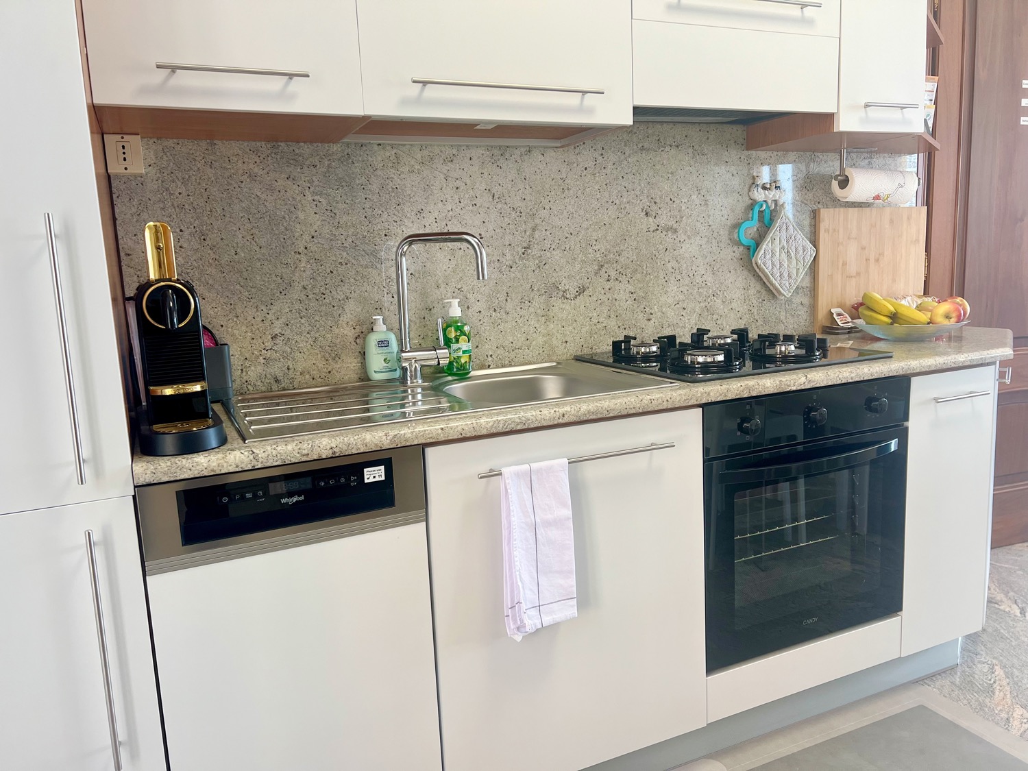Kitchen room with cabinets and appliances